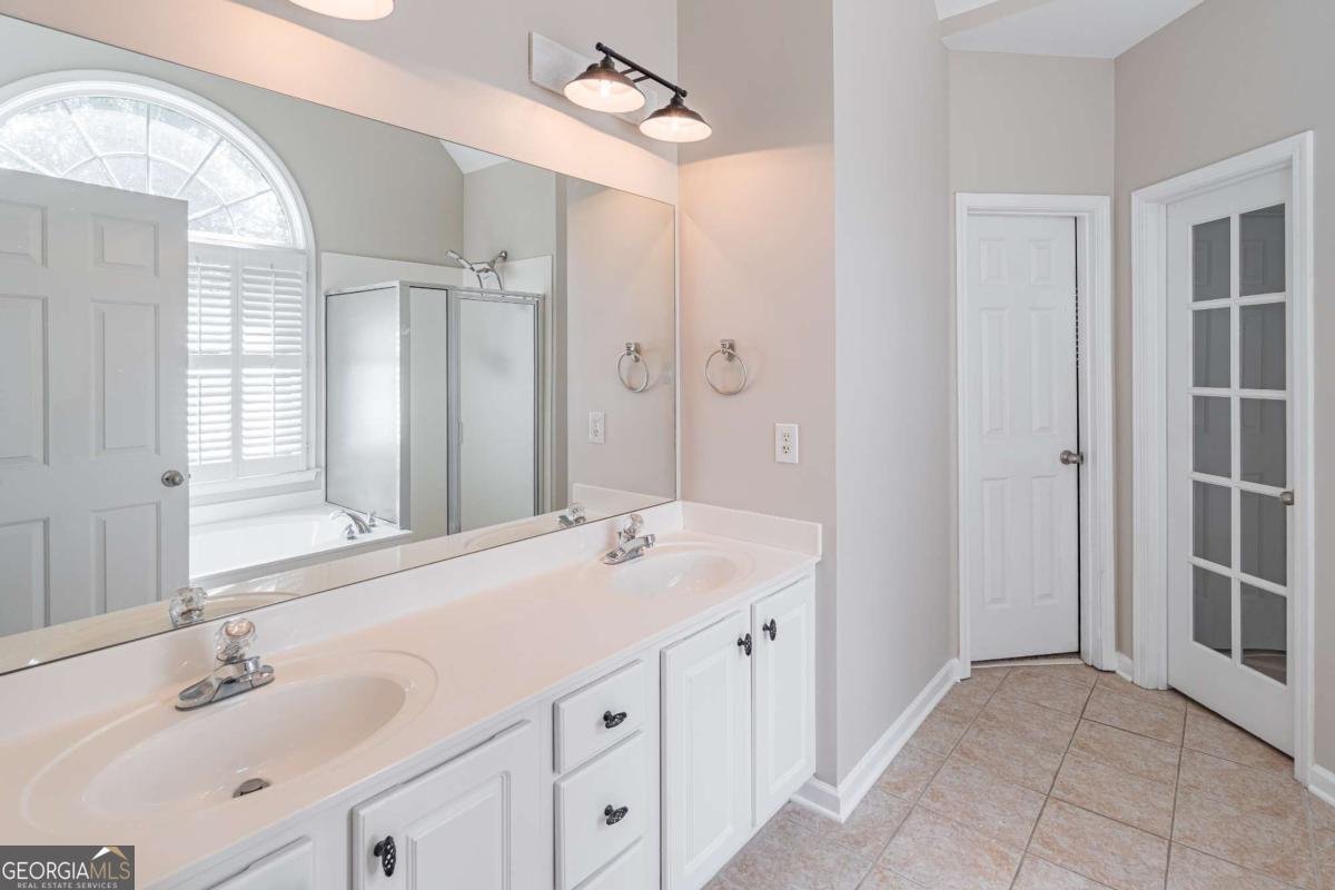 2649 Waters Edge Drive Gainesville - Photo 25