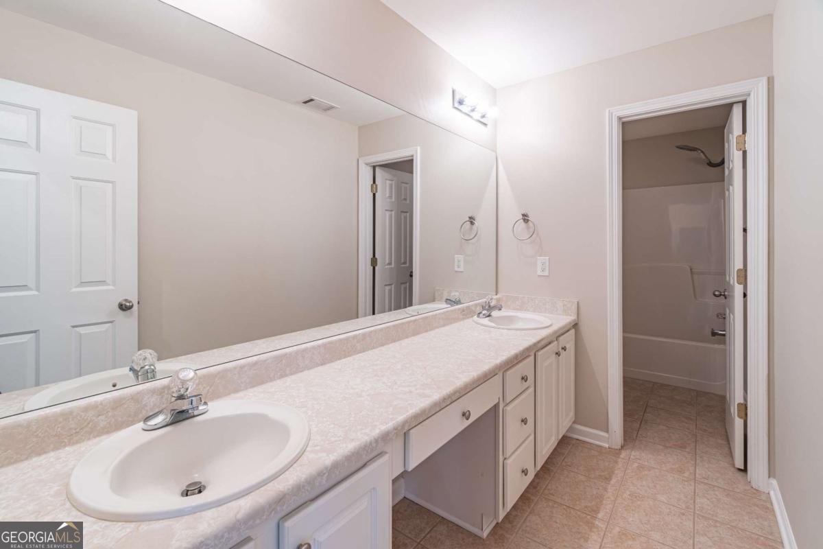 2649 Waters Edge Drive Gainesville - Photo 35