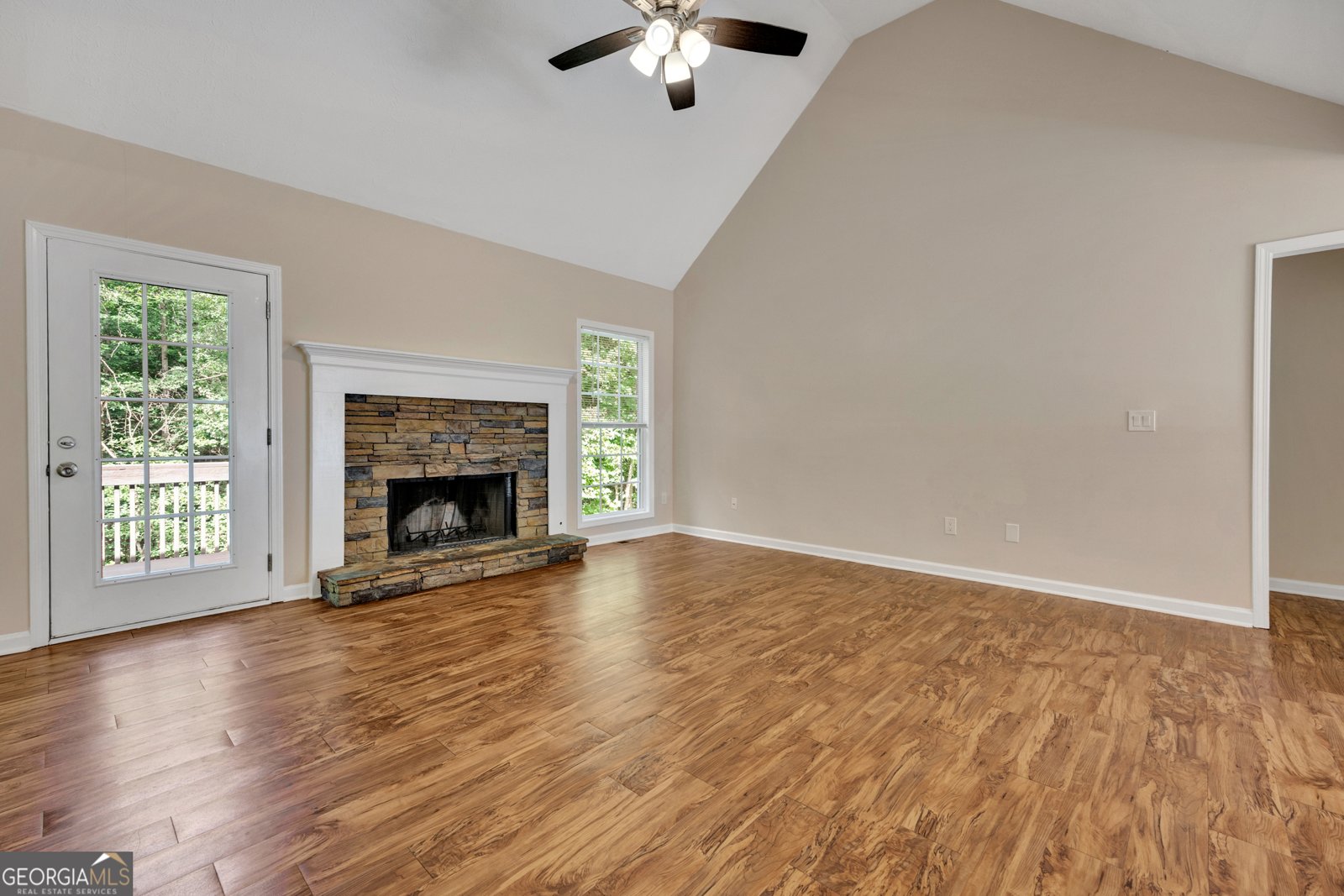 175 River North Court Covington - Photo 6