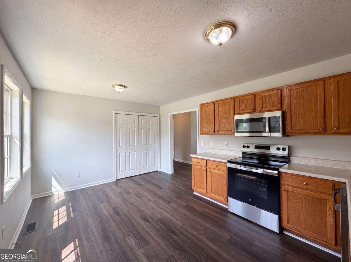 262 Lambert Overlook Circle Carrollton - Photo 9