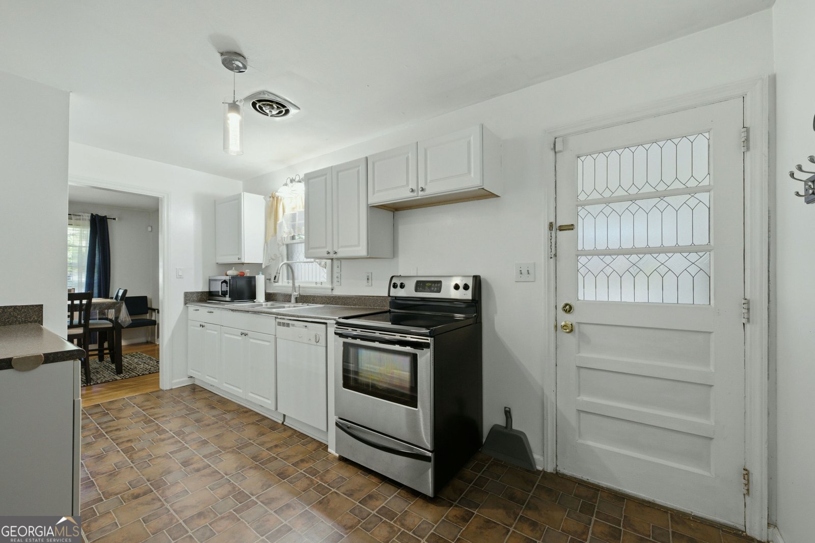 1087 Hills Drive Decatur - Photo 10