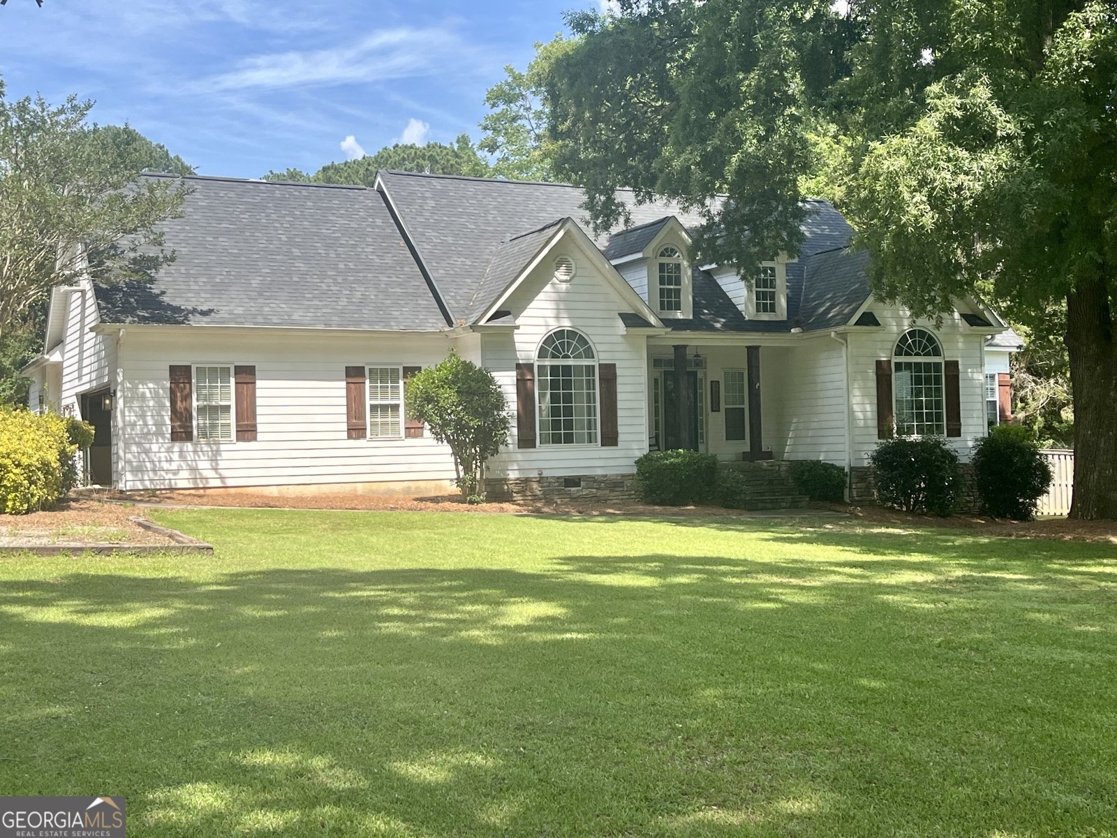 1212 Maple Drive Griffin - main photo