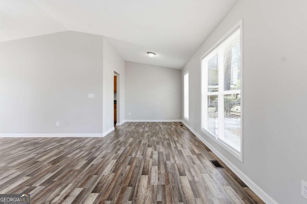 296 Firecrest Lane Lawrenceville - Photo 8