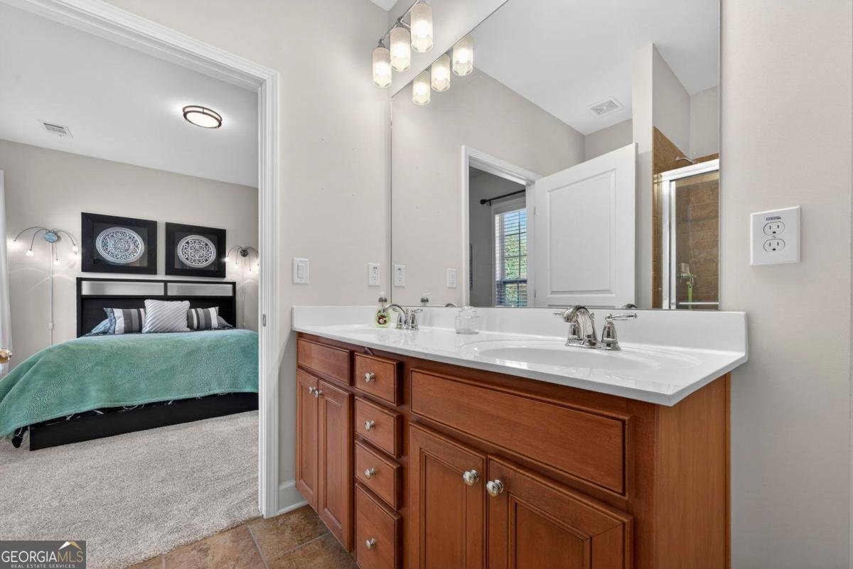 1090 Water Front Road Greensboro - Photo 21
