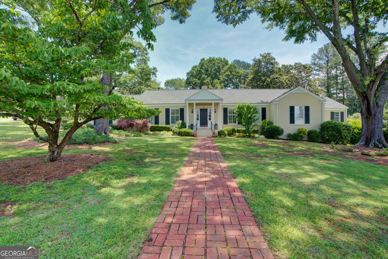 8 Fieldwood Road Rome - main photo