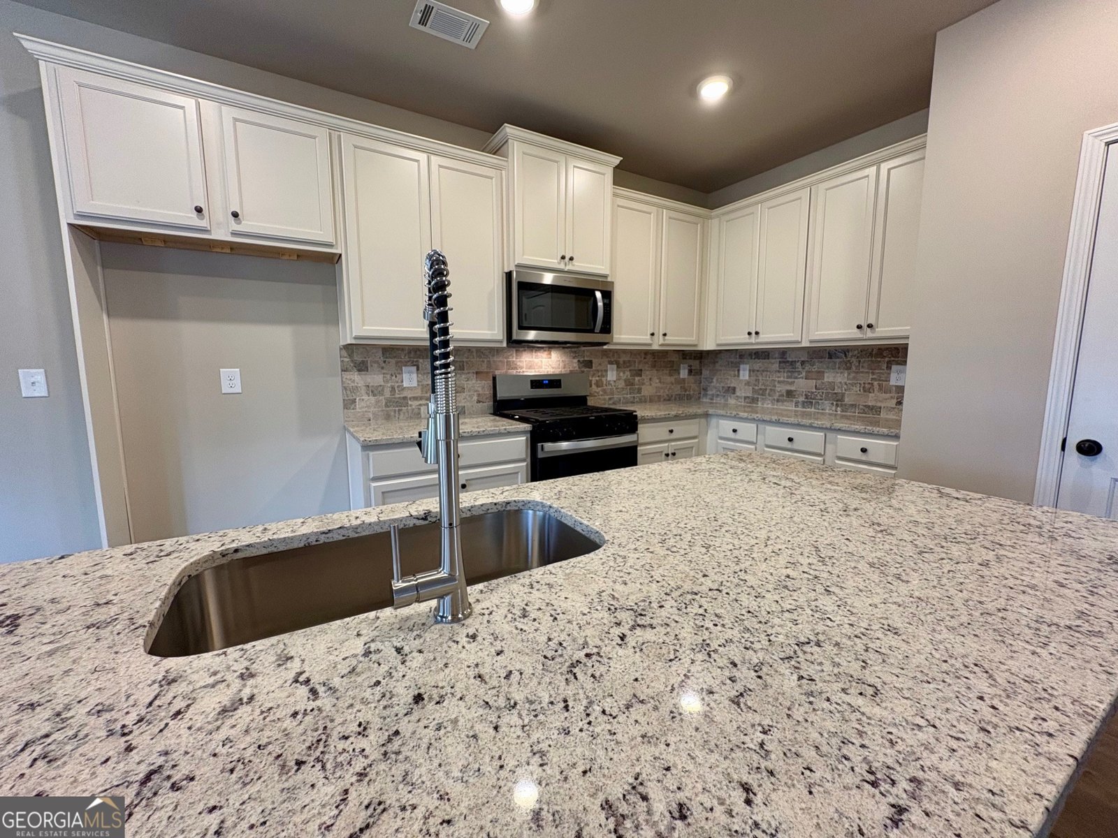 966 Lakeview Oaks Court Grayson - Photo 9