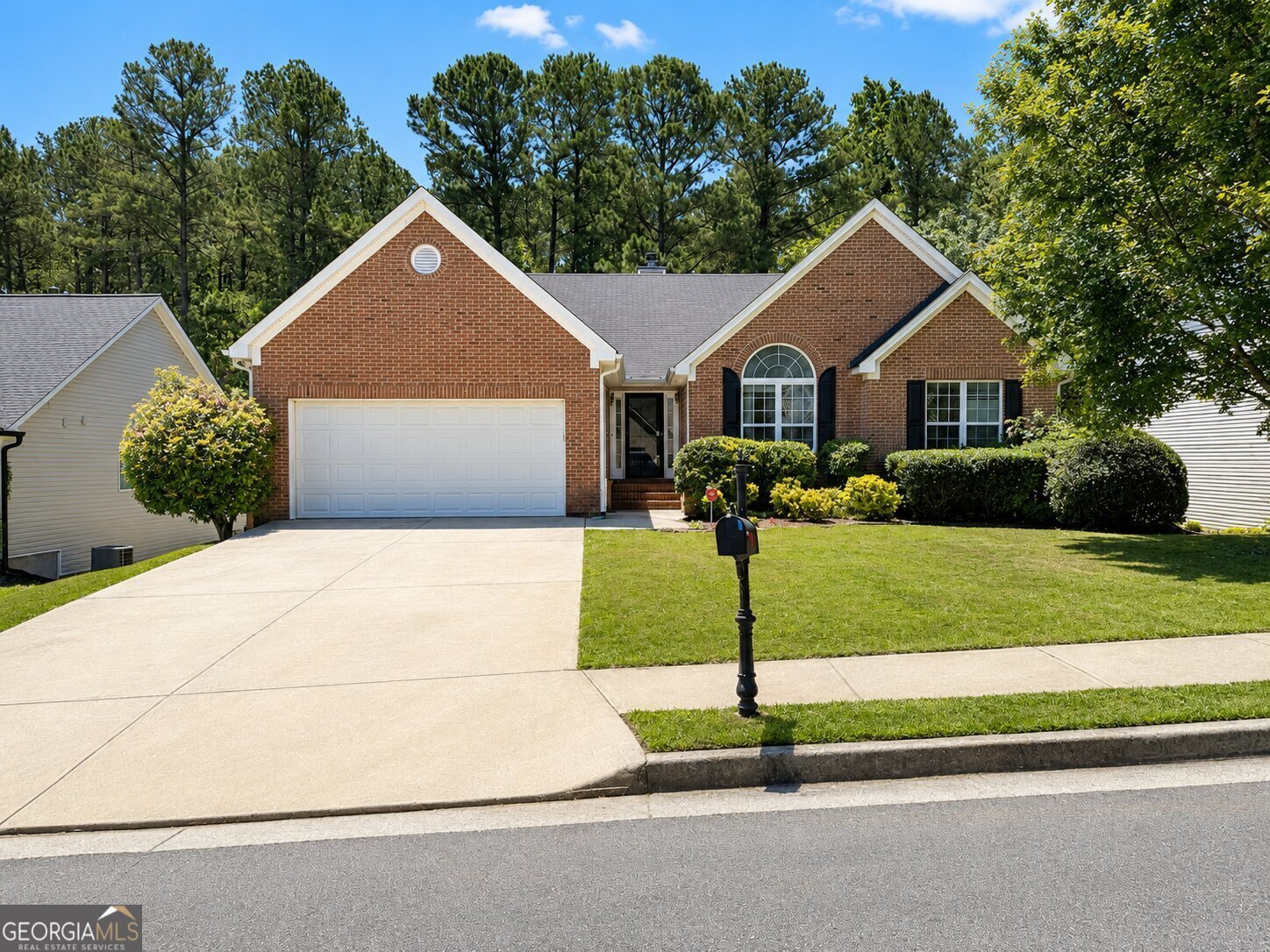 953 Creek Bottom Road Loganville - main photo