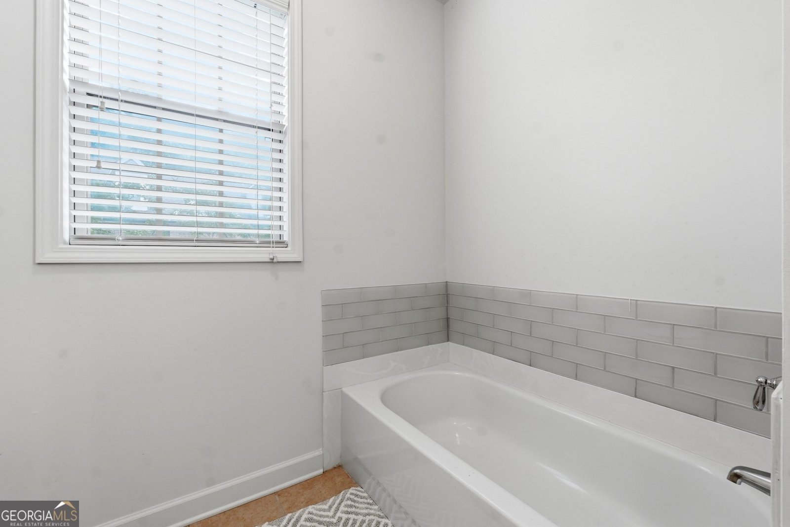 7265 Glisten Avenue Sandy Springs - Photo 24