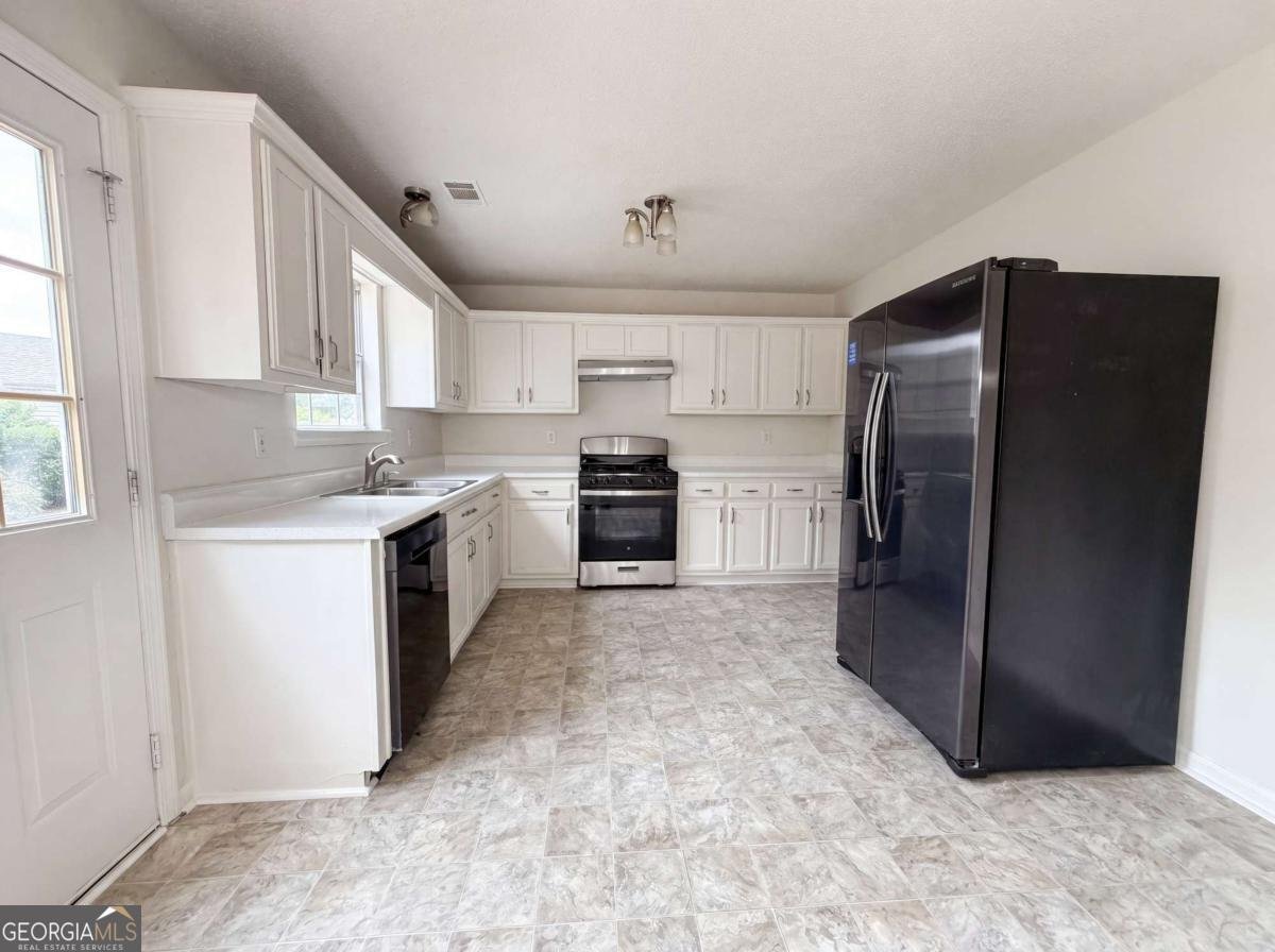 2690 Lolli Court Ellenwood - Photo 11