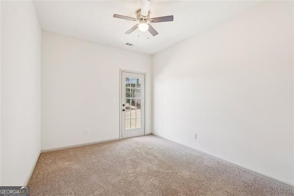 121 Woodland Manor Temple - Photo 33