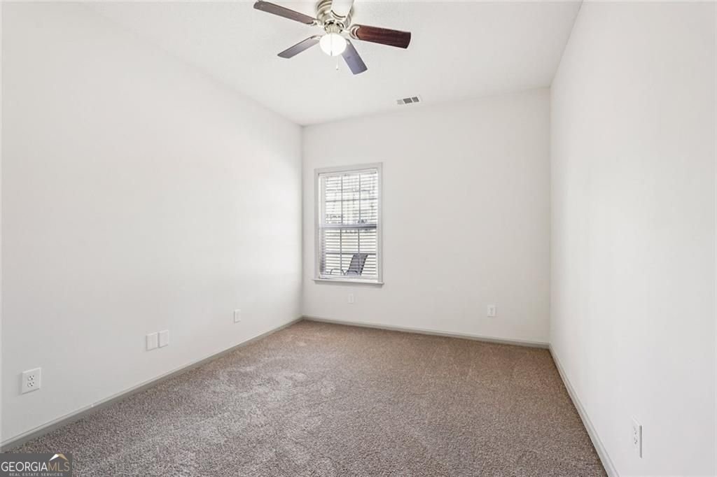 121 Woodland Manor Temple - Photo 35