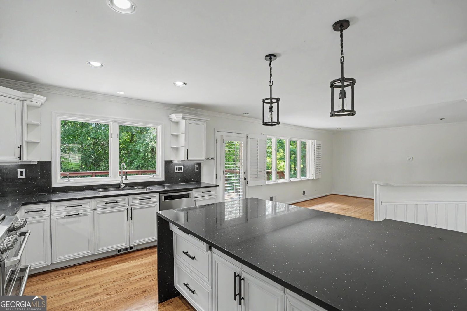 625 Patrick Place Sandy Springs - Photo 15