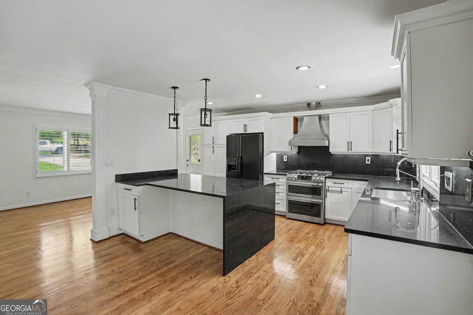 625 Patrick Place Sandy Springs - Photo 9