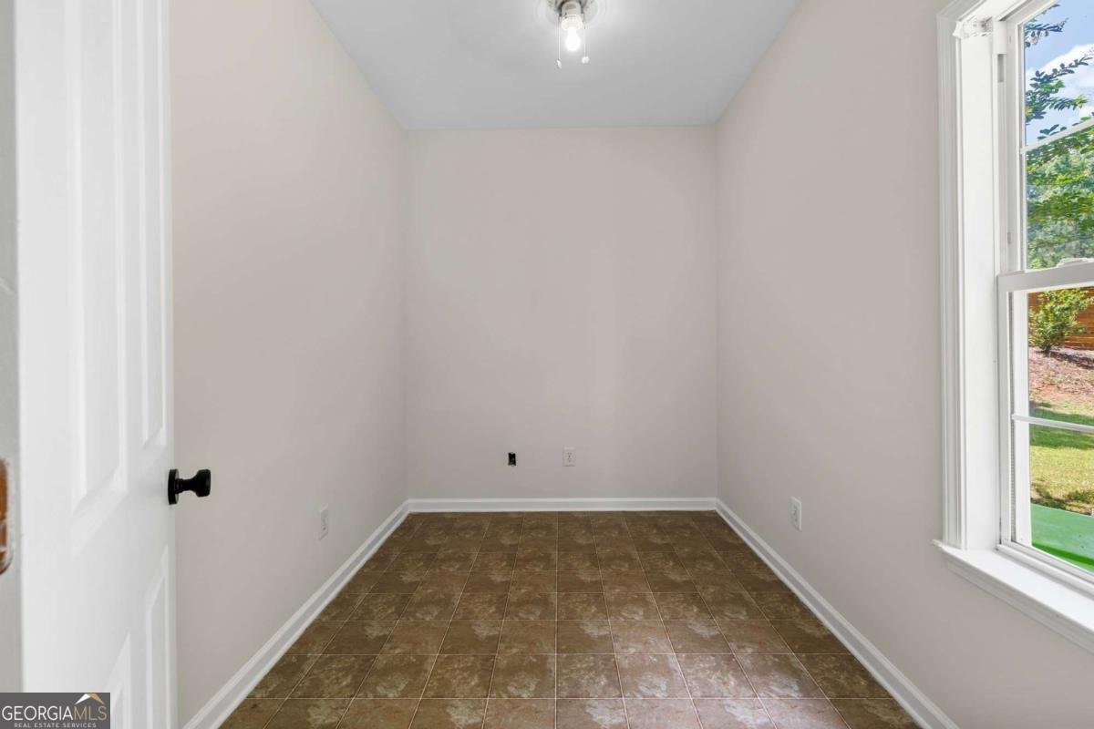 250 Ryans Court Sharpsburg - Photo 29
