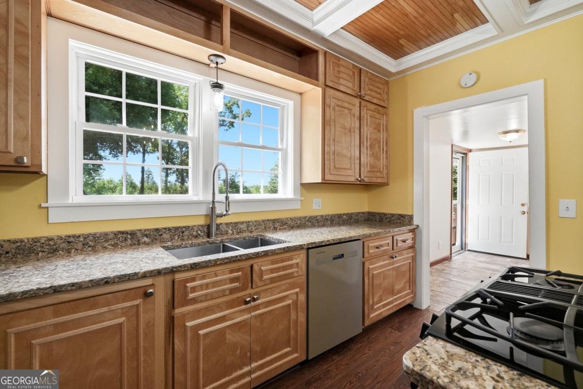 135 Grogan Road White - Photo 11