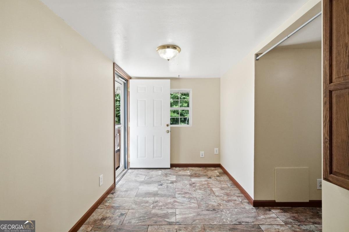 135 Grogan Road White - Photo 16