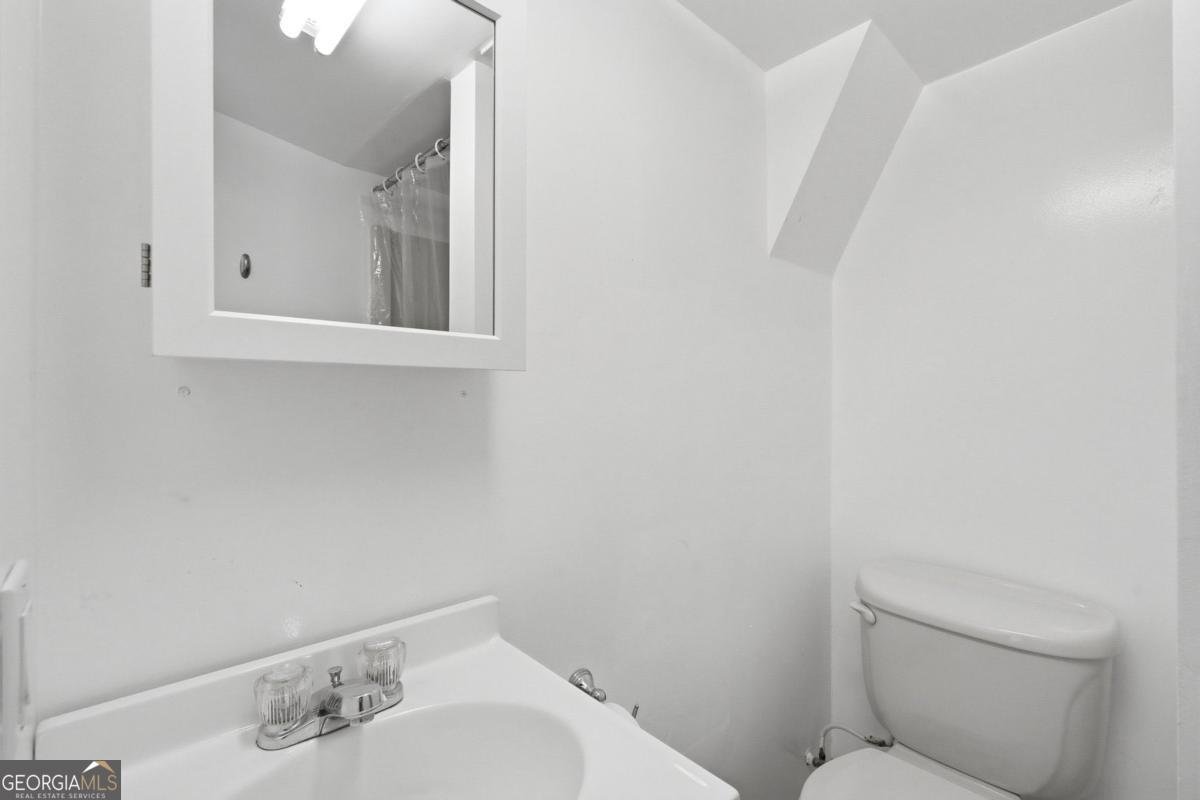135 Grogan Road White - Photo 19
