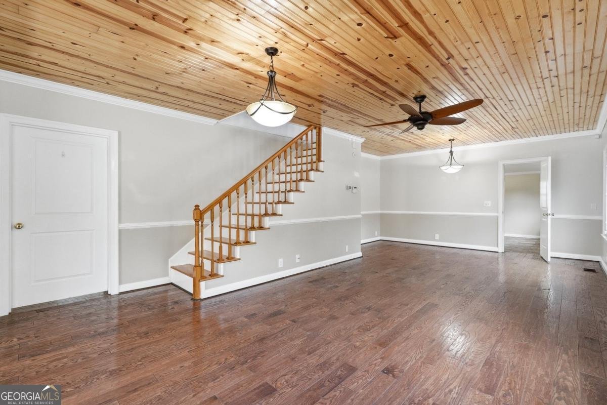 135 Grogan Road White - Photo 6