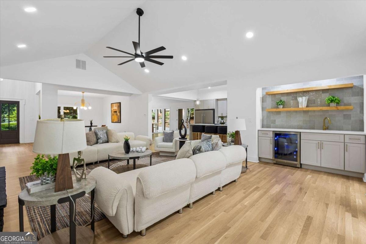 8920 Huntcliff Trce Atlanta - Photo 11