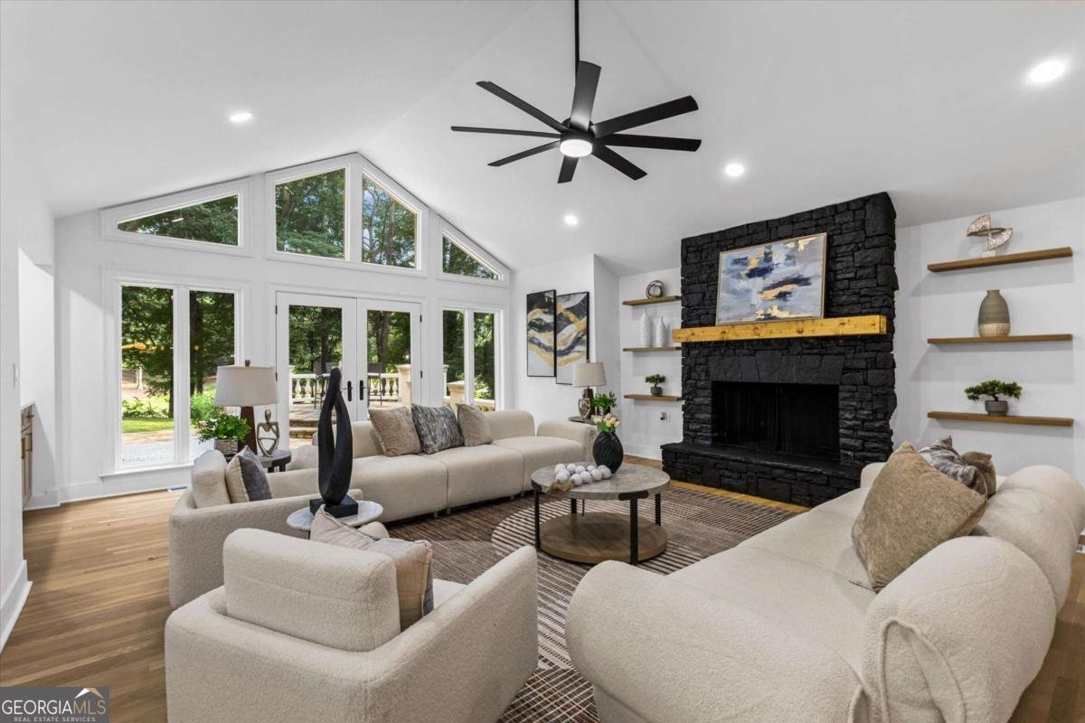 8920 Huntcliff Trce Atlanta - Photo 13