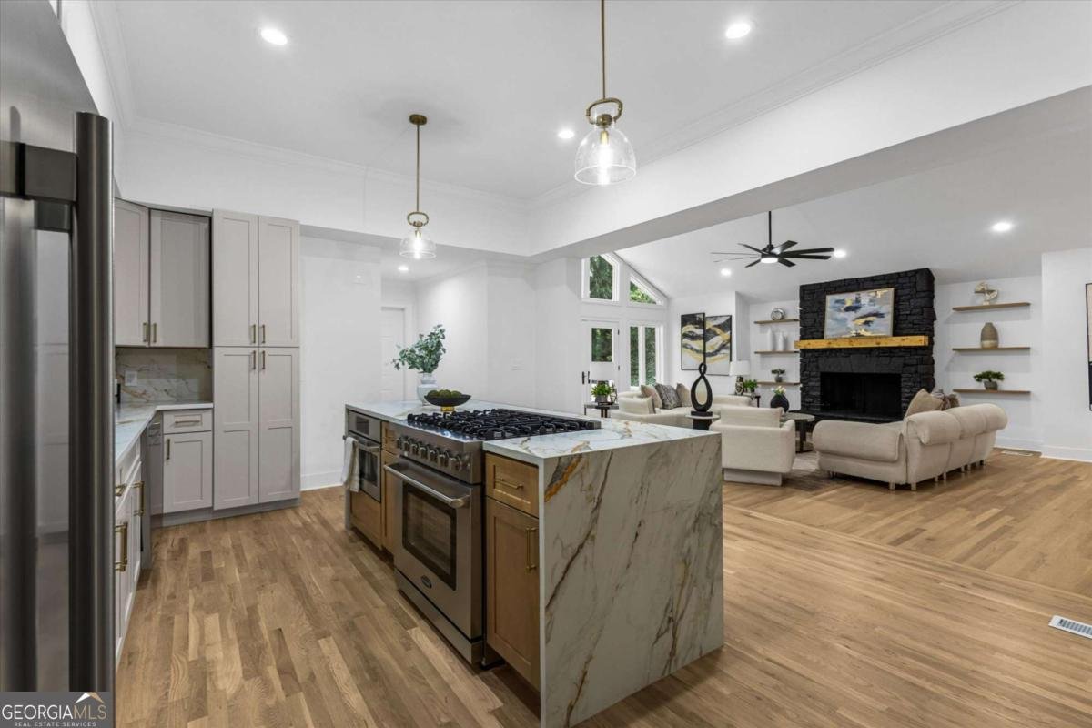 8920 Huntcliff Trce Atlanta - Photo 21