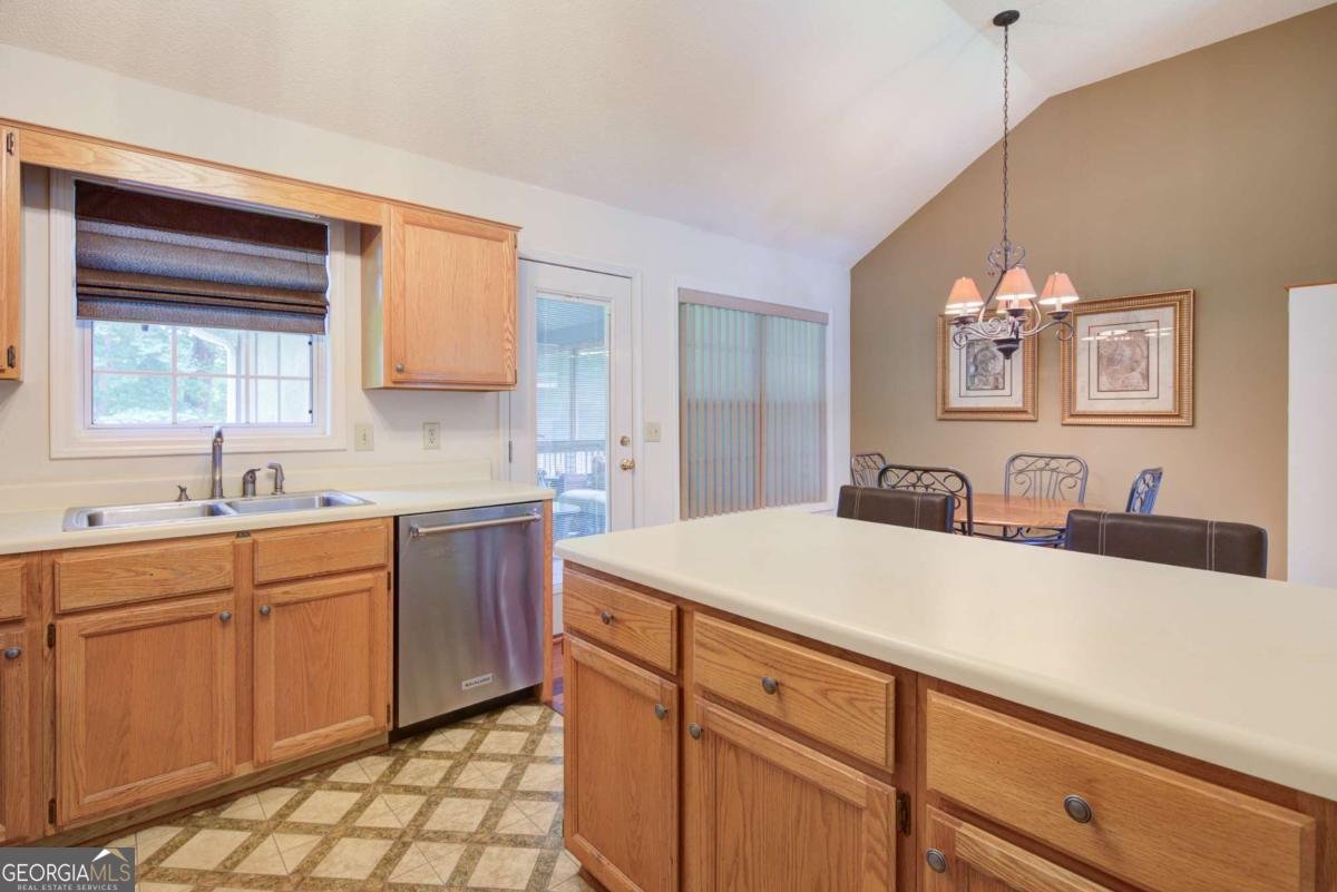 6580 Remington Drive Cumming - Photo 13