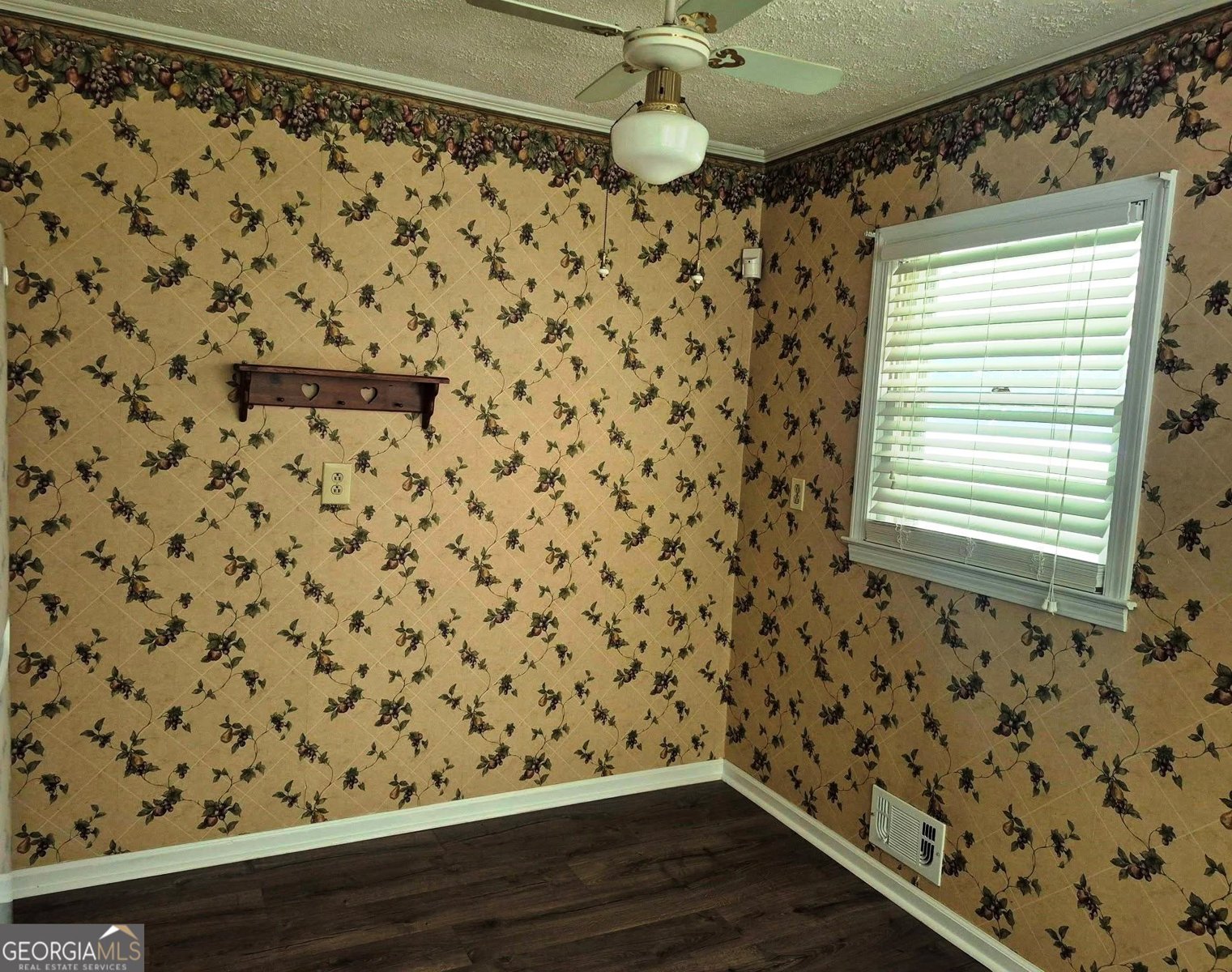 155 Freeman Circle Athens - Photo 6