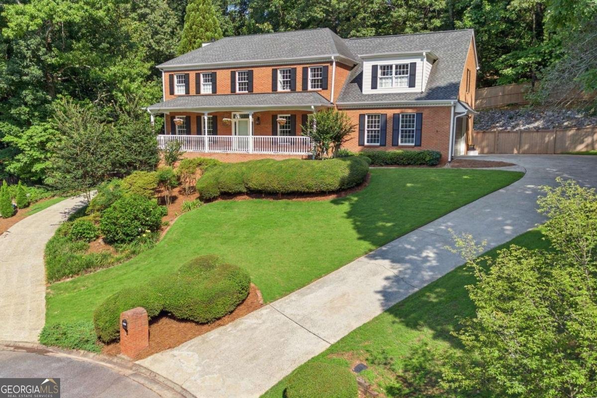 2031 Cliff Side Court Smyrna - main photo