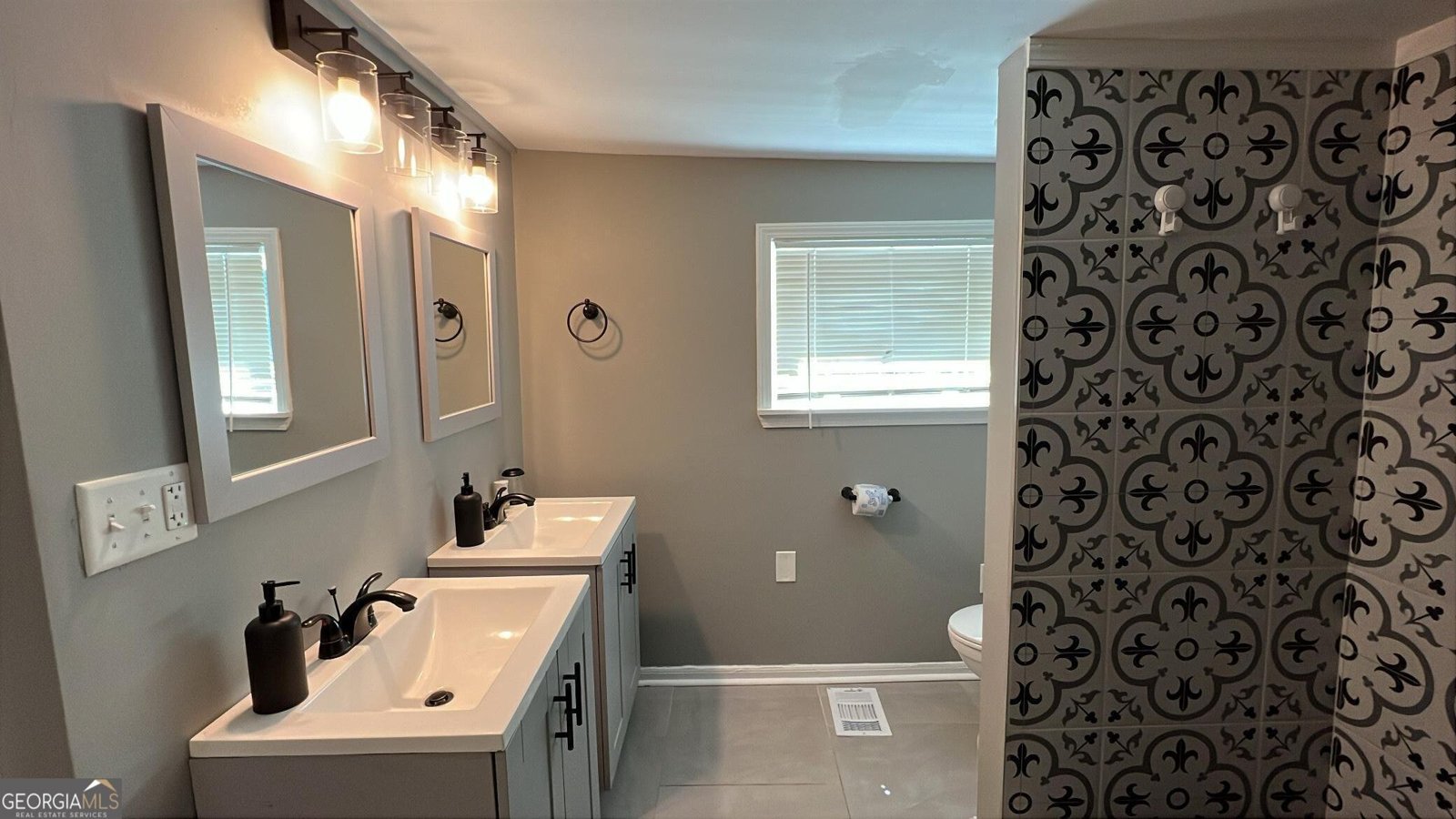2963 Redwine Road East Point - Photo 10