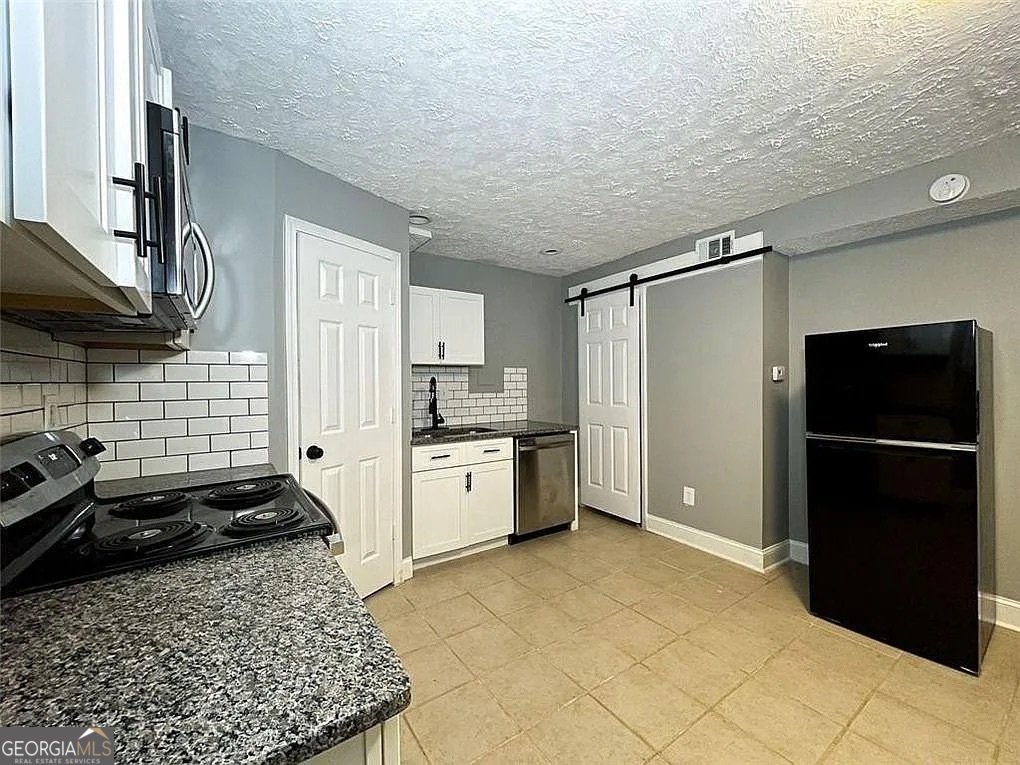 2963 Redwine Road East Point - Photo 29