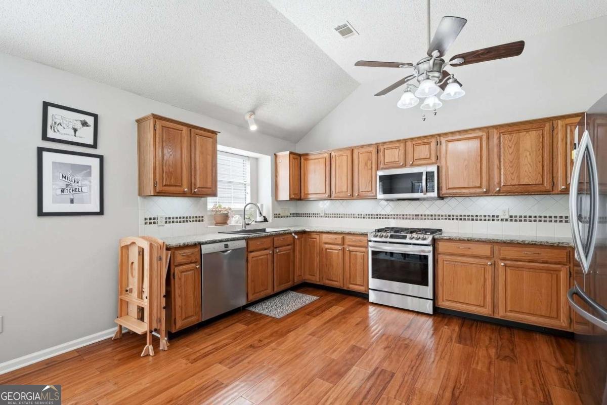 140 Greenmont Circle Alpharetta - Photo 16