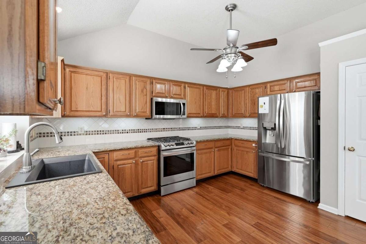 140 Greenmont Circle Alpharetta - Photo 17