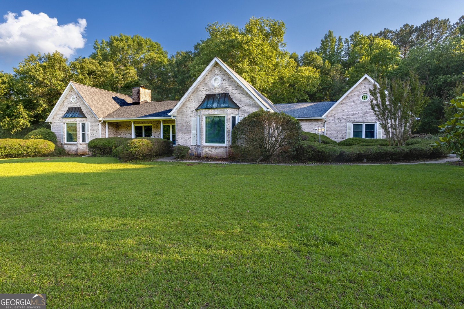 716 Snead Road Fayetteville - main photo