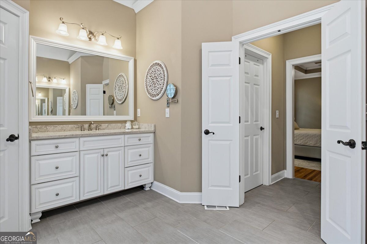 880 Colonial Lane Milton - Photo 18