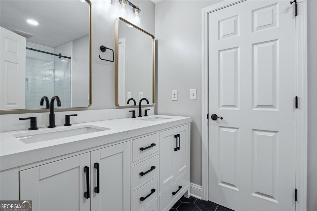 880 Colonial Lane Milton - Photo 25