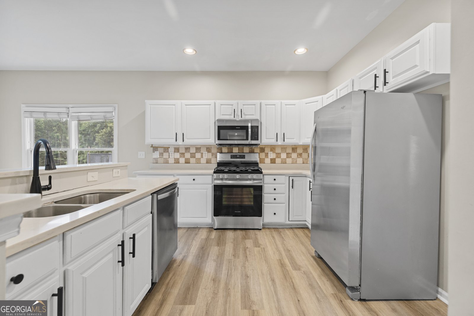 628 Vista Terrace Stone Mountain - Photo 13