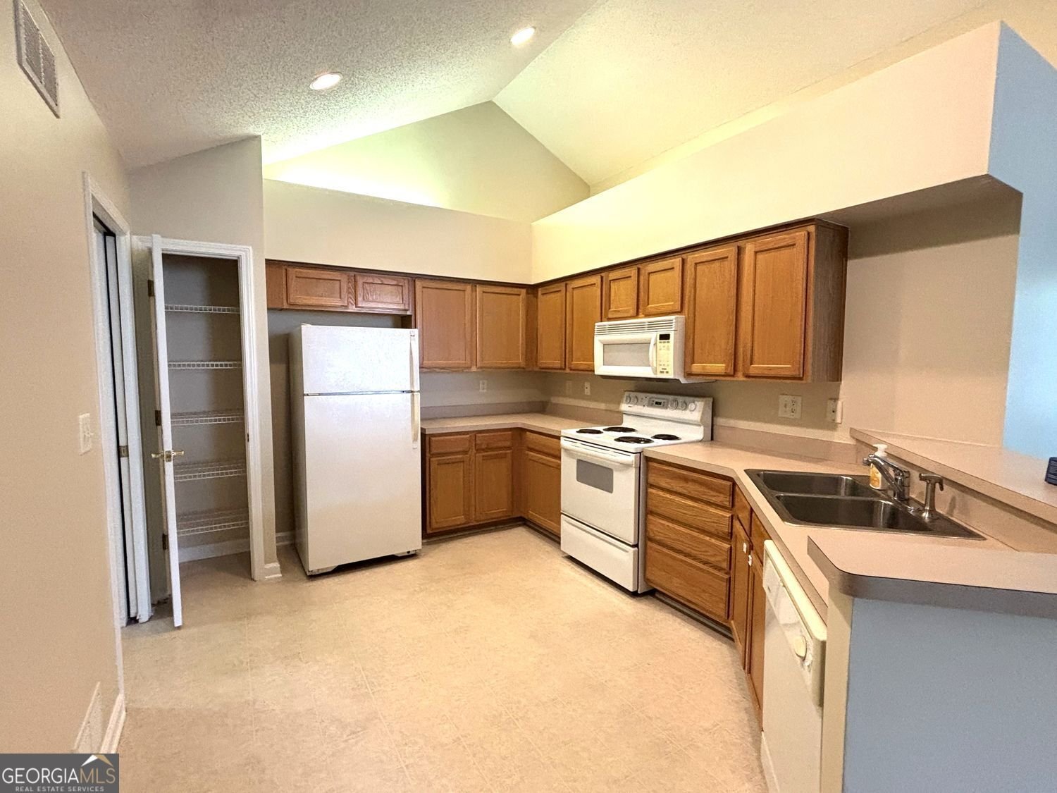 2191 Rockbridge Road Stone Mountain - Photo 8