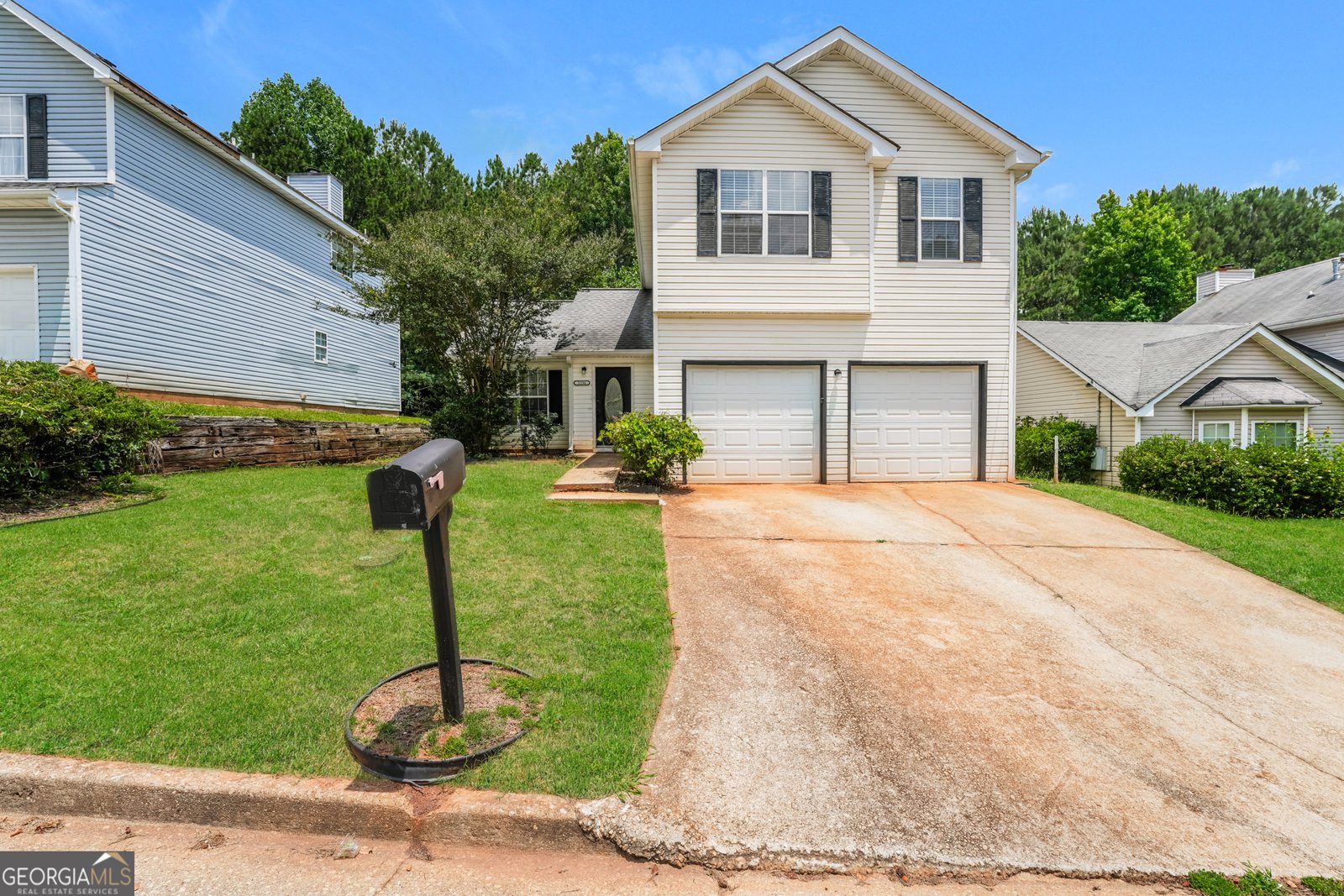 5336 Shirewick Drive Lithonia - main photo