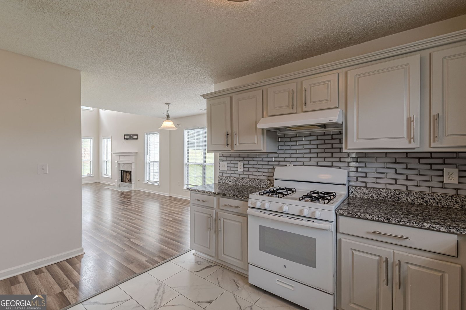 576 Ransom Way Stockbridge - Photo 14