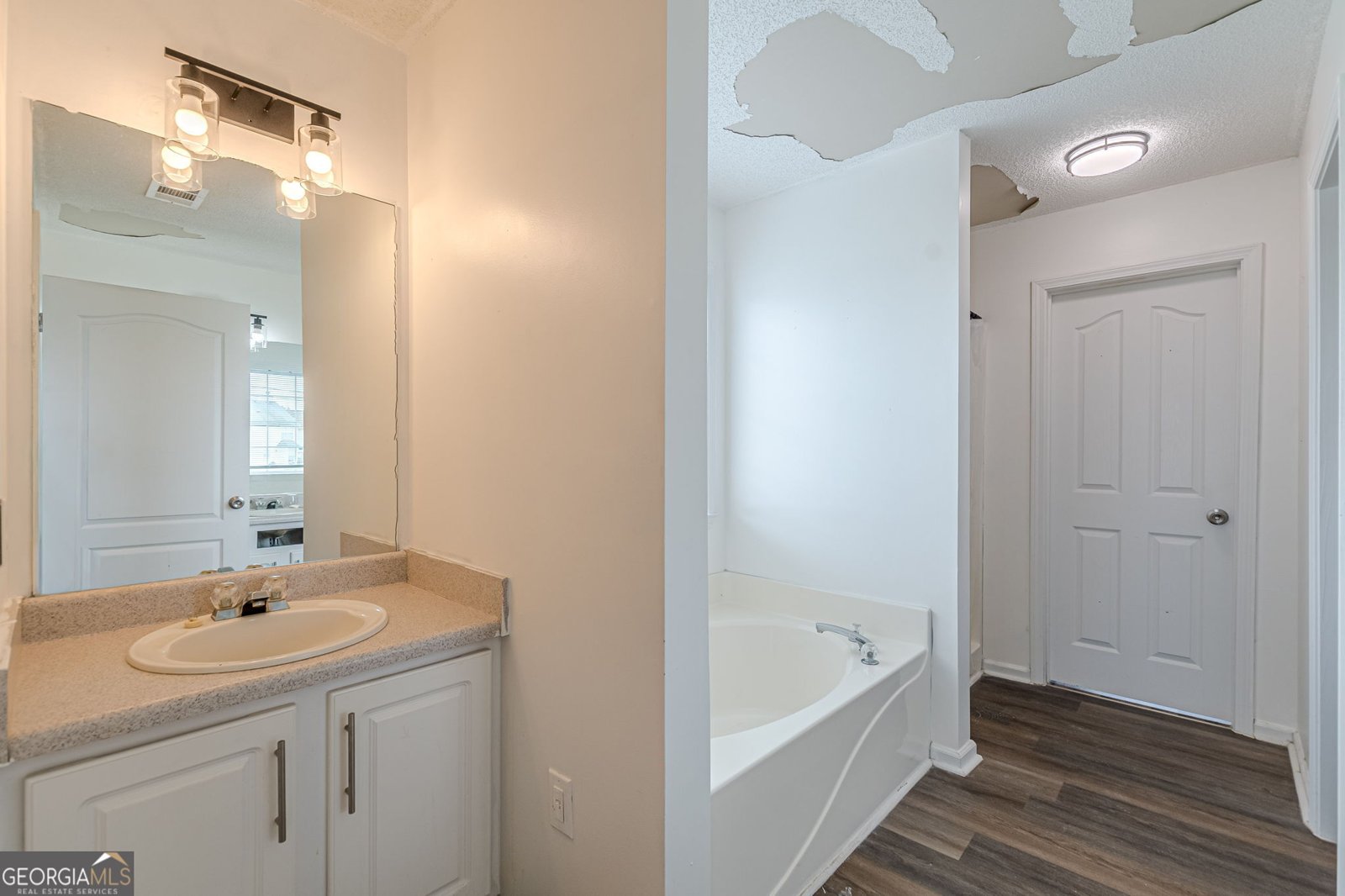576 Ransom Way Stockbridge - Photo 35