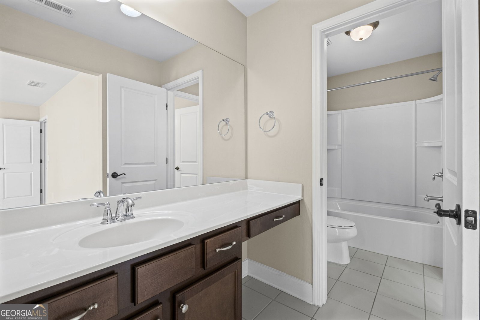 1040 Krobot Way Milton - Photo 32