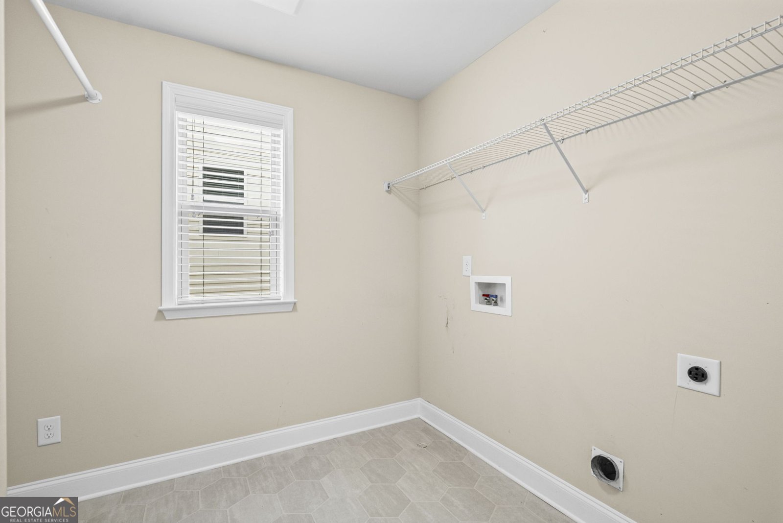 1040 Krobot Way Milton - Photo 34