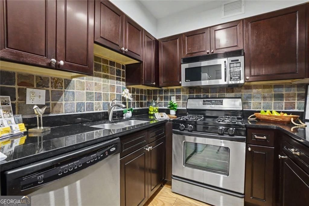 2479 Peachtree Road Atlanta - Photo 13