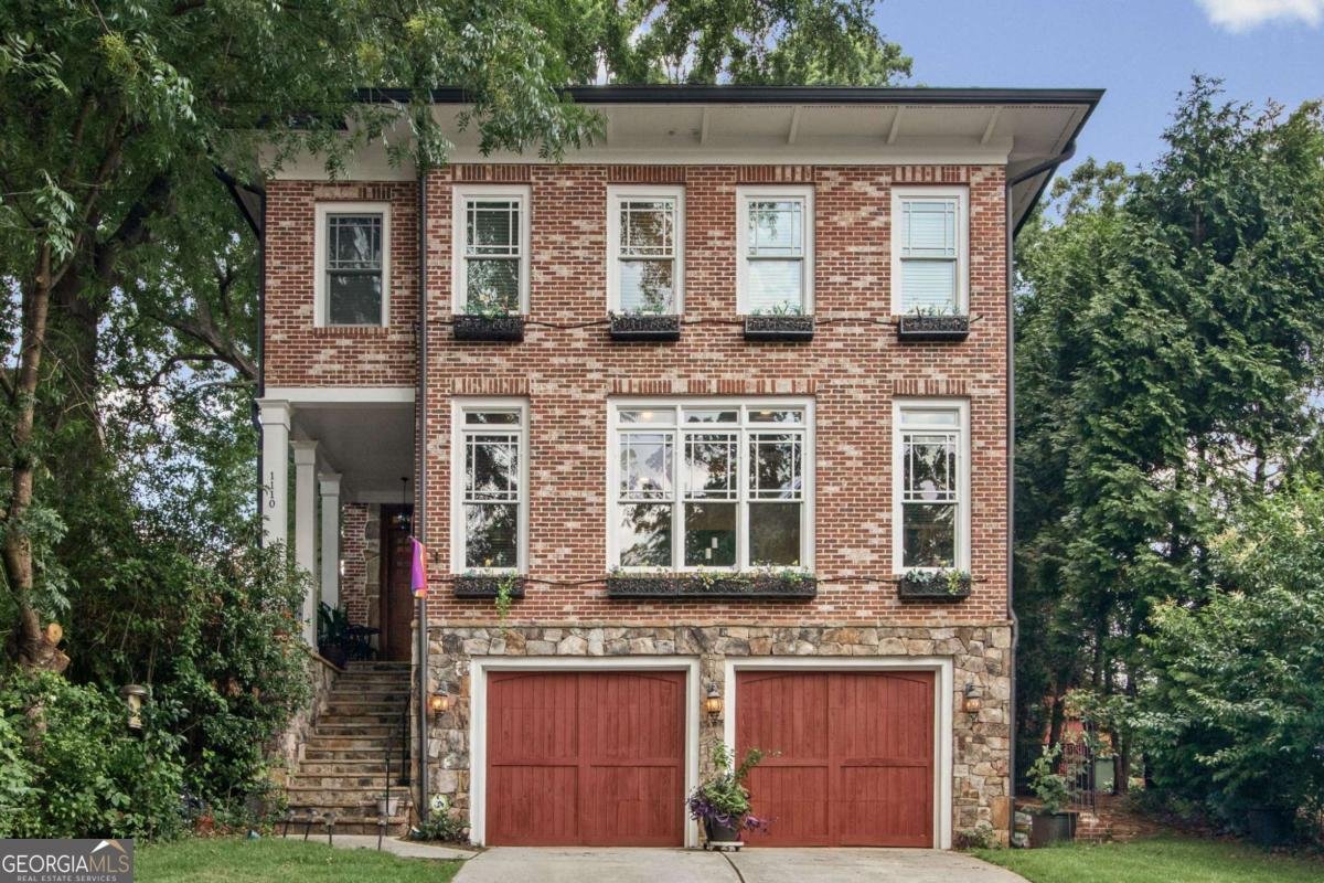 1110 University Drive Atlanta - main photo
