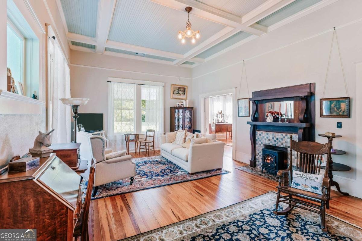 670 Railroad Avenue Carlton - Photo 12