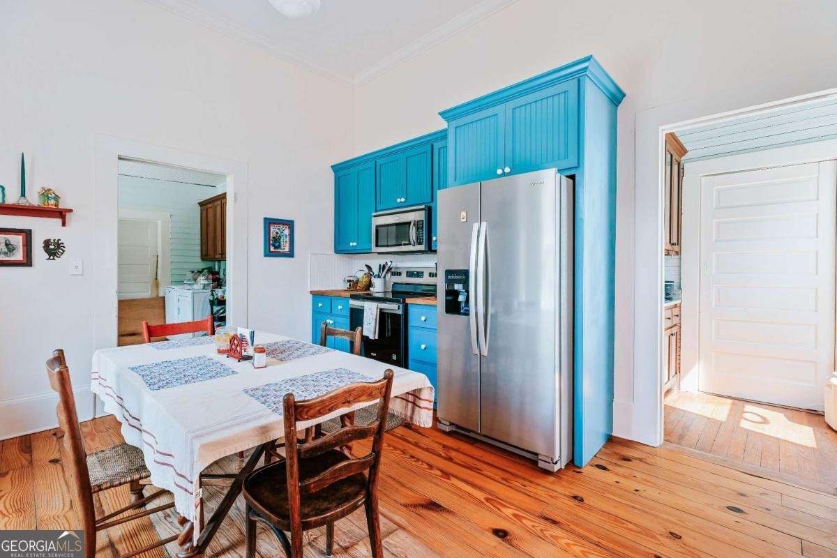 670 Railroad Avenue Carlton - Photo 29