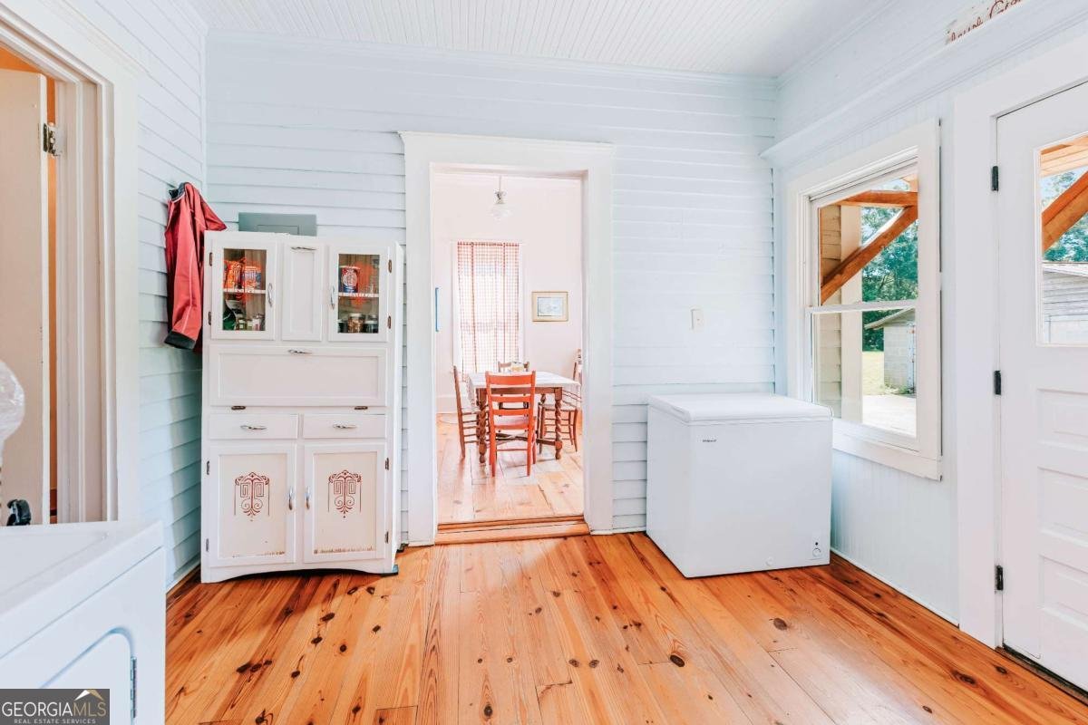 670 Railroad Avenue Carlton - Photo 30
