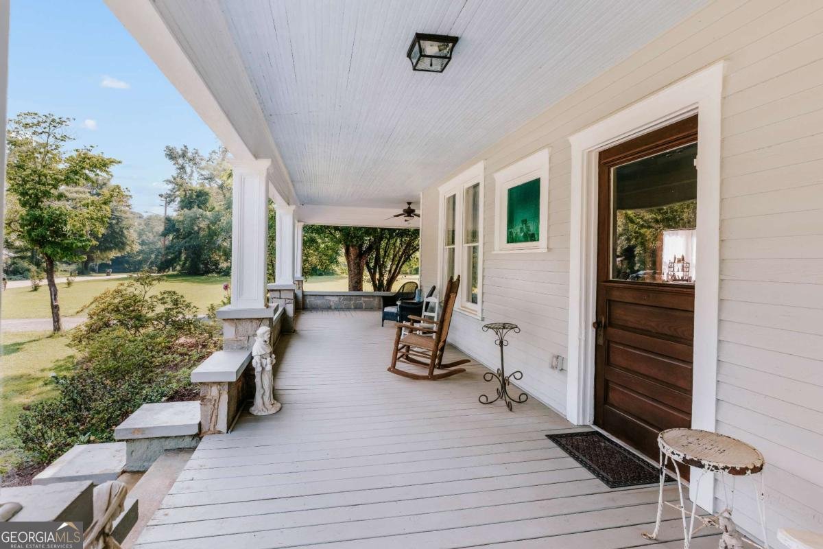 670 Railroad Avenue Carlton - Photo 6
