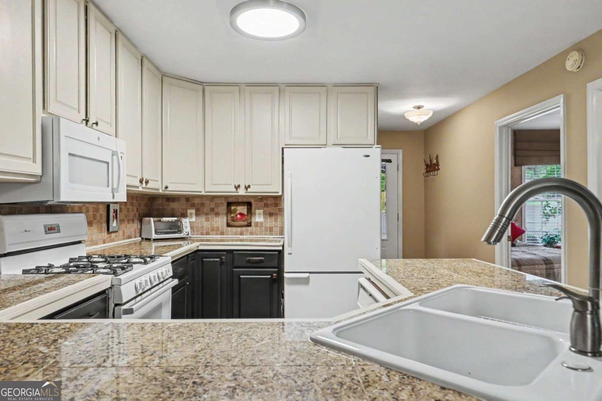 103 Birdie Lane Apt 3-B Blairsville - Photo 11