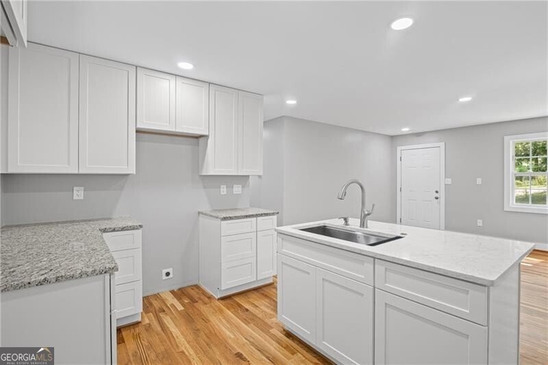 2889 Macon Drive Atlanta - Photo 7
